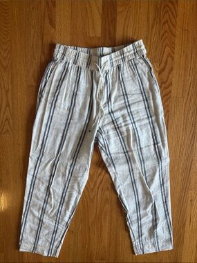 GAP White Jogger Pants with Vertical Black Stripes